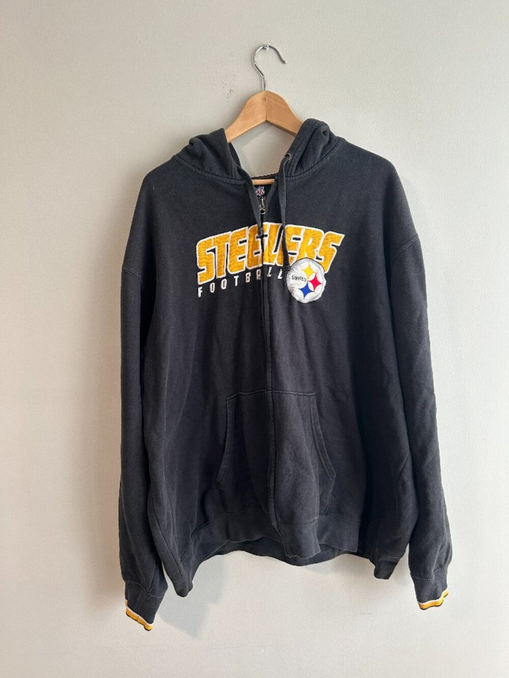 Vintage Pittsburgh Steelers Full Zip Hoodie | NFL Team Apparel | Men's Large